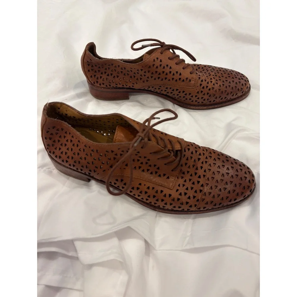 Patricia Nash Sophia Perforated Leather Oxford 7.5 Brown Lace Up Shoes DerbyBoho